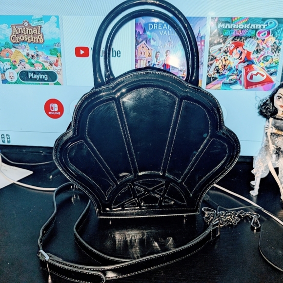 Killstar Handbags - PVC Seashell Bag